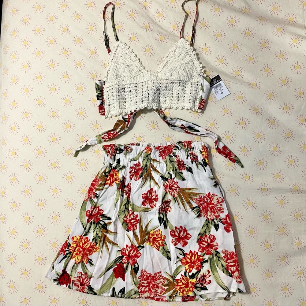 Vacation Woven Top and Skirt 2-piece Set, Size XS